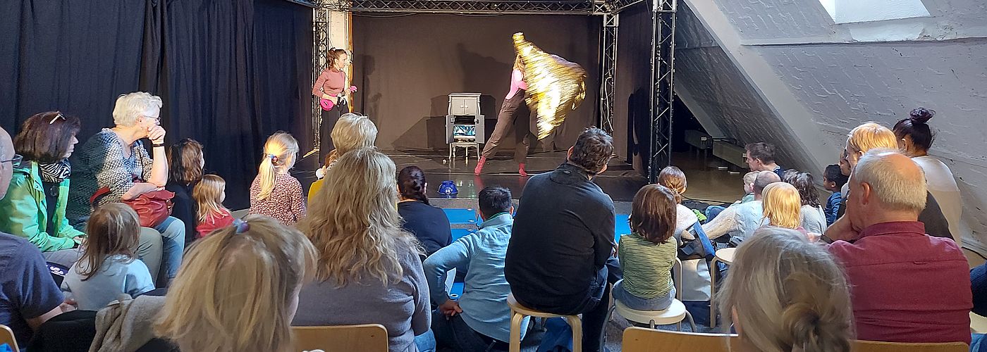 Wild+Stark2024_Dachboden_mitohnerosa