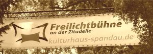 Freilichtbühne_Eingangsbanner